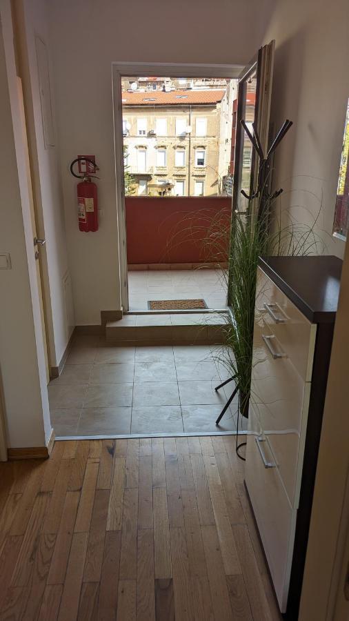Downtown Fiume, Underground Garage Within The Property Екстер'єр фото