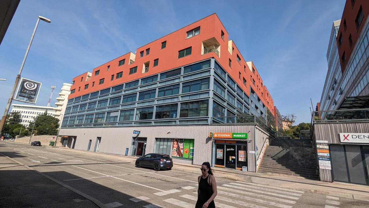 Downtown Fiume, Underground Garage Within The Property Екстер'єр фото