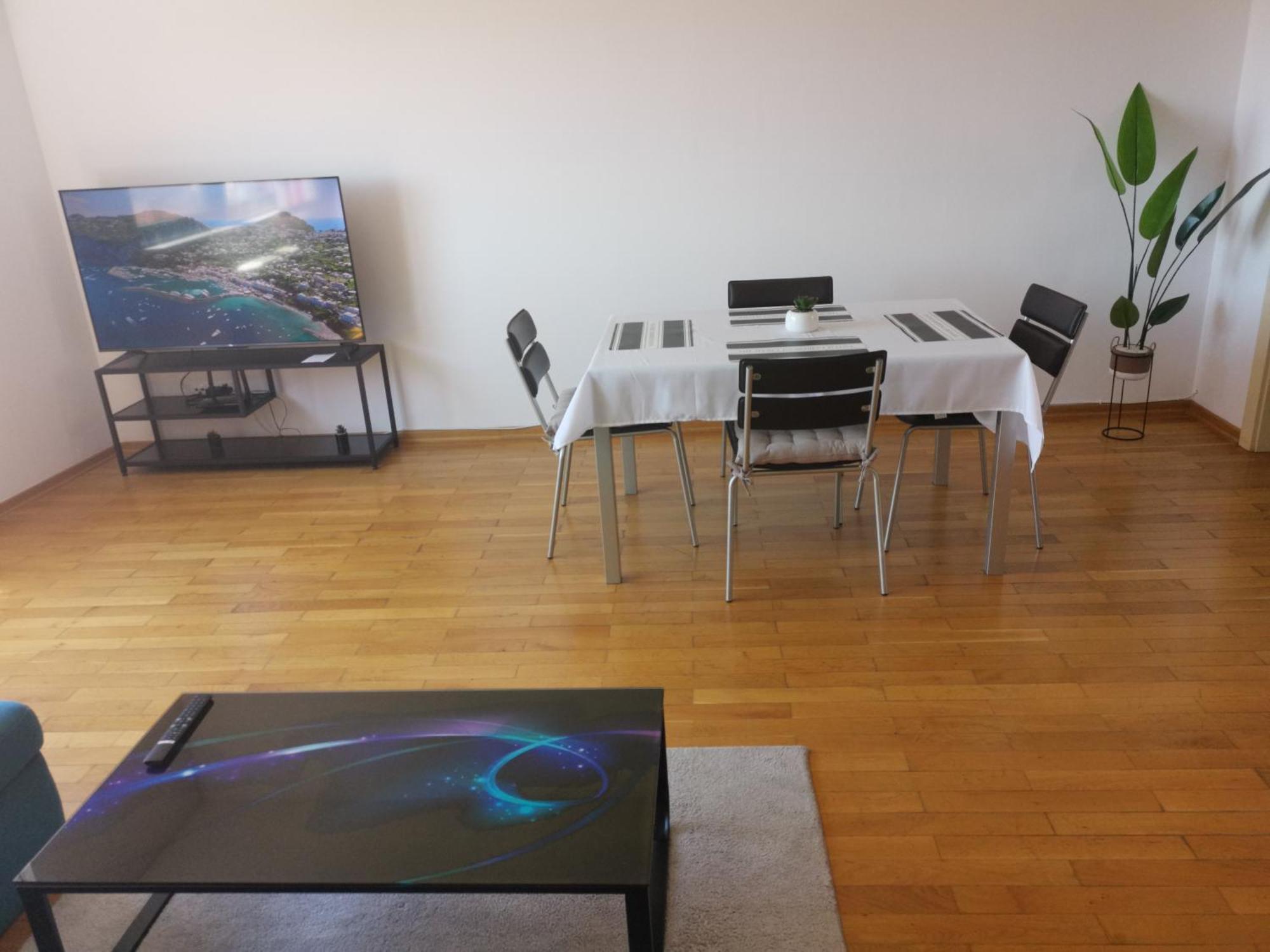 Downtown Fiume, Underground Garage Within The Property Екстер'єр фото